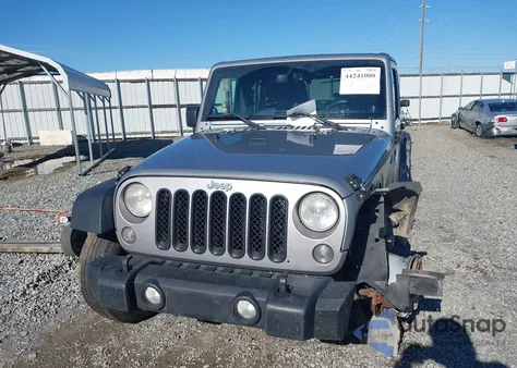 2014 Jeep Wrangler Unlimited Sport из США, поврежденный, VIN 1C4HJWDG3EL260764